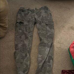 Old Navy Women's Camouflage Skinny Jeans